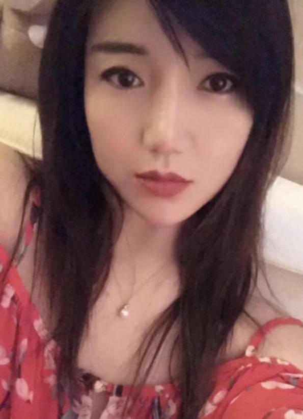 雪白水嫩少妇