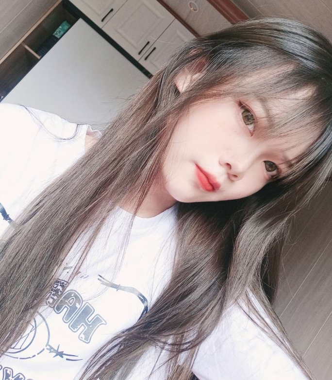 00后学生妹